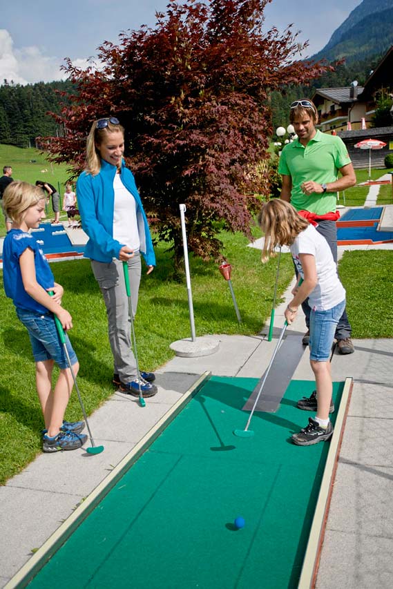 Hotel Traunstein in Abtenau - Minigolf