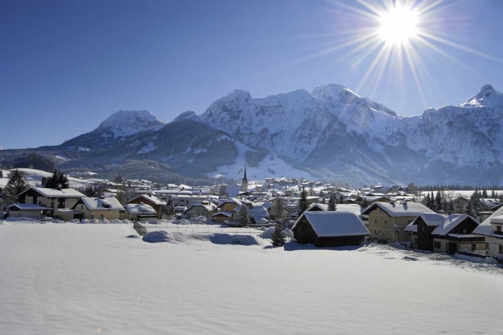 Hotel Traunstein in Abtenau im Winter