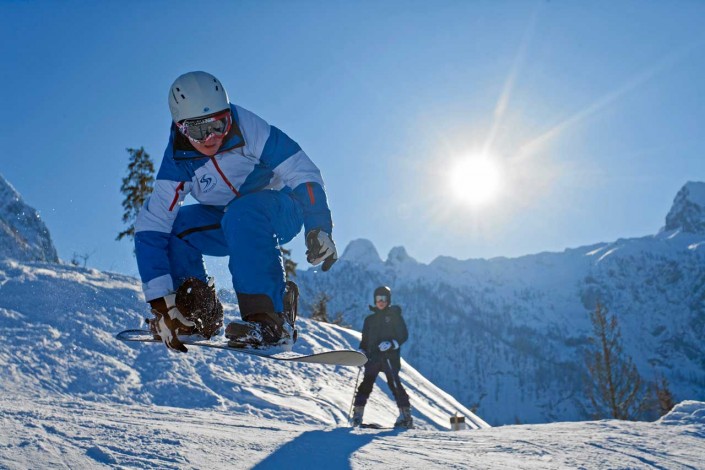 Hotel Traunstein in Abtenau - Snowboard